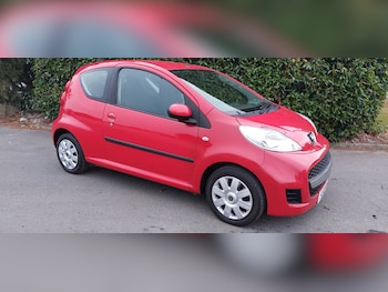 Peugeot - 107