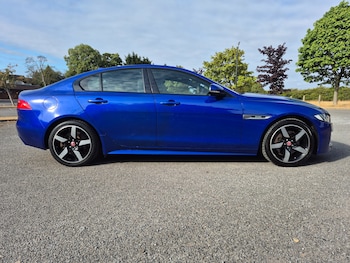 Used Jaguar XE 2018 for sale - 79542166: Photo