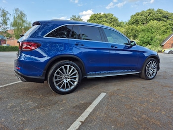 Used Mercedes-Benz GLC 2022 for sale - 76142416: Photo 3