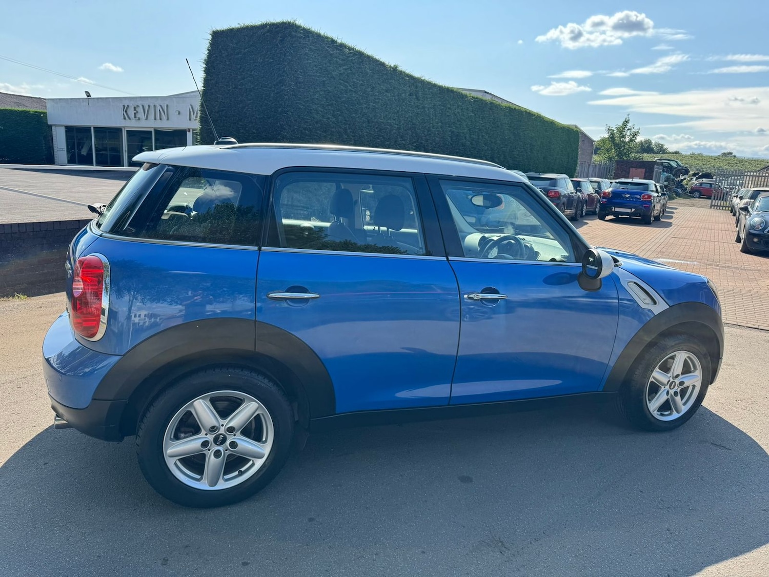 Vehicle 21