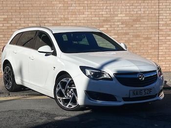 Vauxhall - Insignia