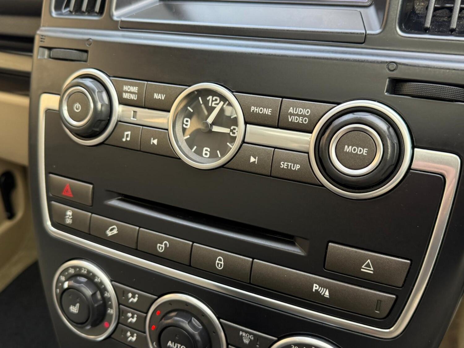 Used Land Rover Freelander 2 2012 for sale - 76769587: Photo 16