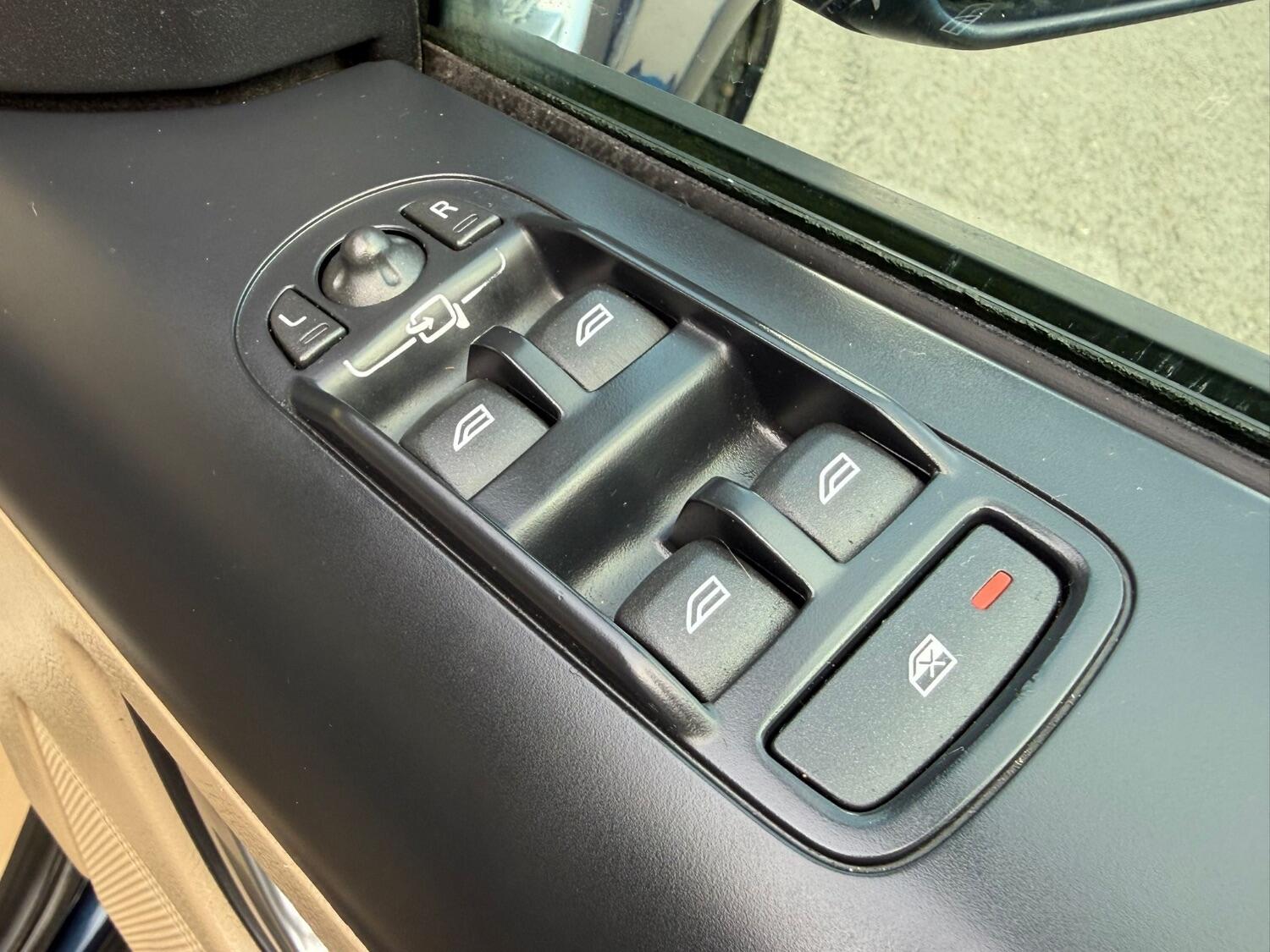 Used Land Rover Freelander 2 2012 for sale - 76769587: Photo 29