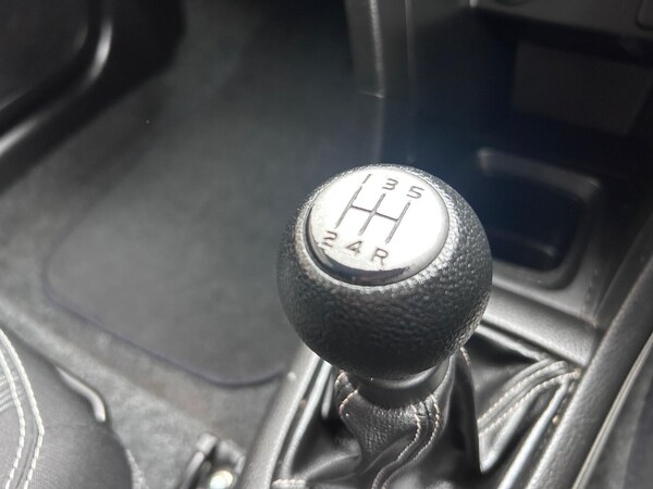 Used Suzuki Swift 2016 for sale - 76114023: Photo 30