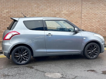 Used Suzuki Swift 2016 for sale - 76114023: Photo 4