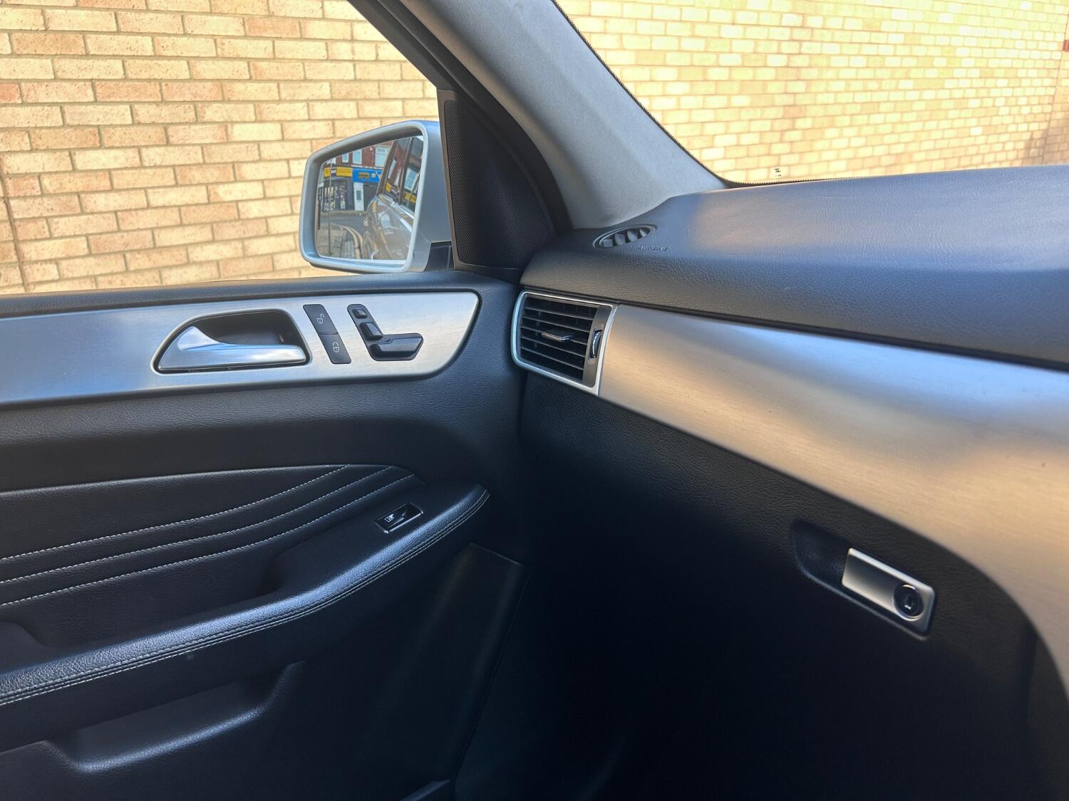 Used Mercedes-Benz M Class 2014 for sale - 76369284: Photo 38