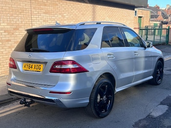 Used Mercedes-Benz M Class 2014 for sale - 76369284: Photo