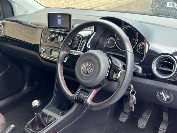 Used Volkswagen up! 2013 for sale - 76334710: Photo 21