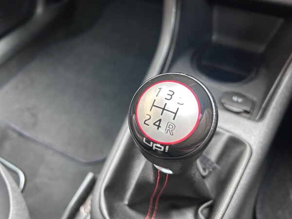 Used Volkswagen up! 2013 for sale - 76334710: Photo 25
