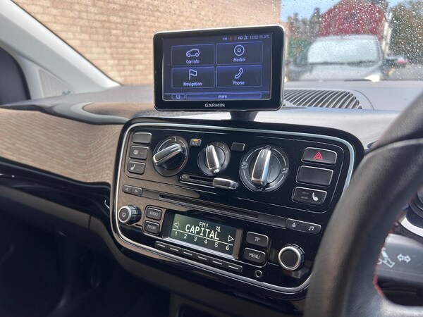 Used Volkswagen up! 2013 for sale - 76334710: Photo 28