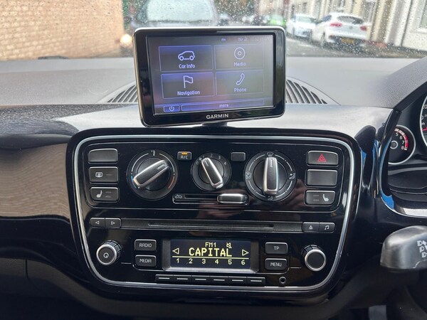 Used Volkswagen up! 2013 for sale - 76334710: Photo 29
