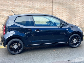 Used Volkswagen up! 2013 for sale - 76334710: Photo 3