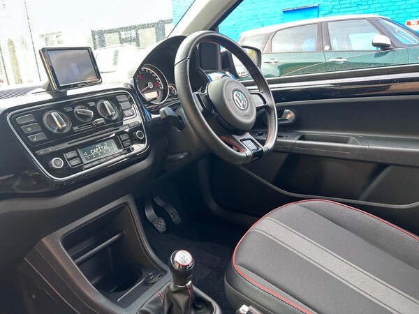 Used Volkswagen up! 2013 for sale - 76334710: Photo 42