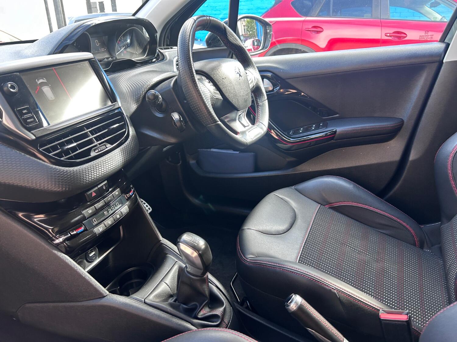 Used Peugeot 208 2017 for sale - 76794028: Photo 32