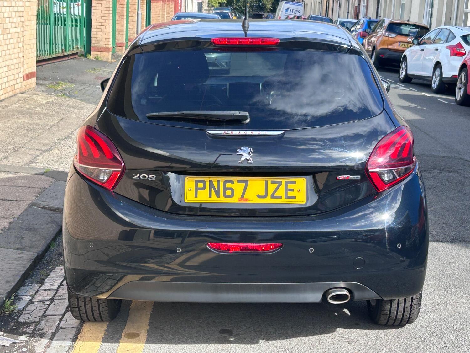 Used Peugeot 208 2017 for sale - 76794028: Photo 4