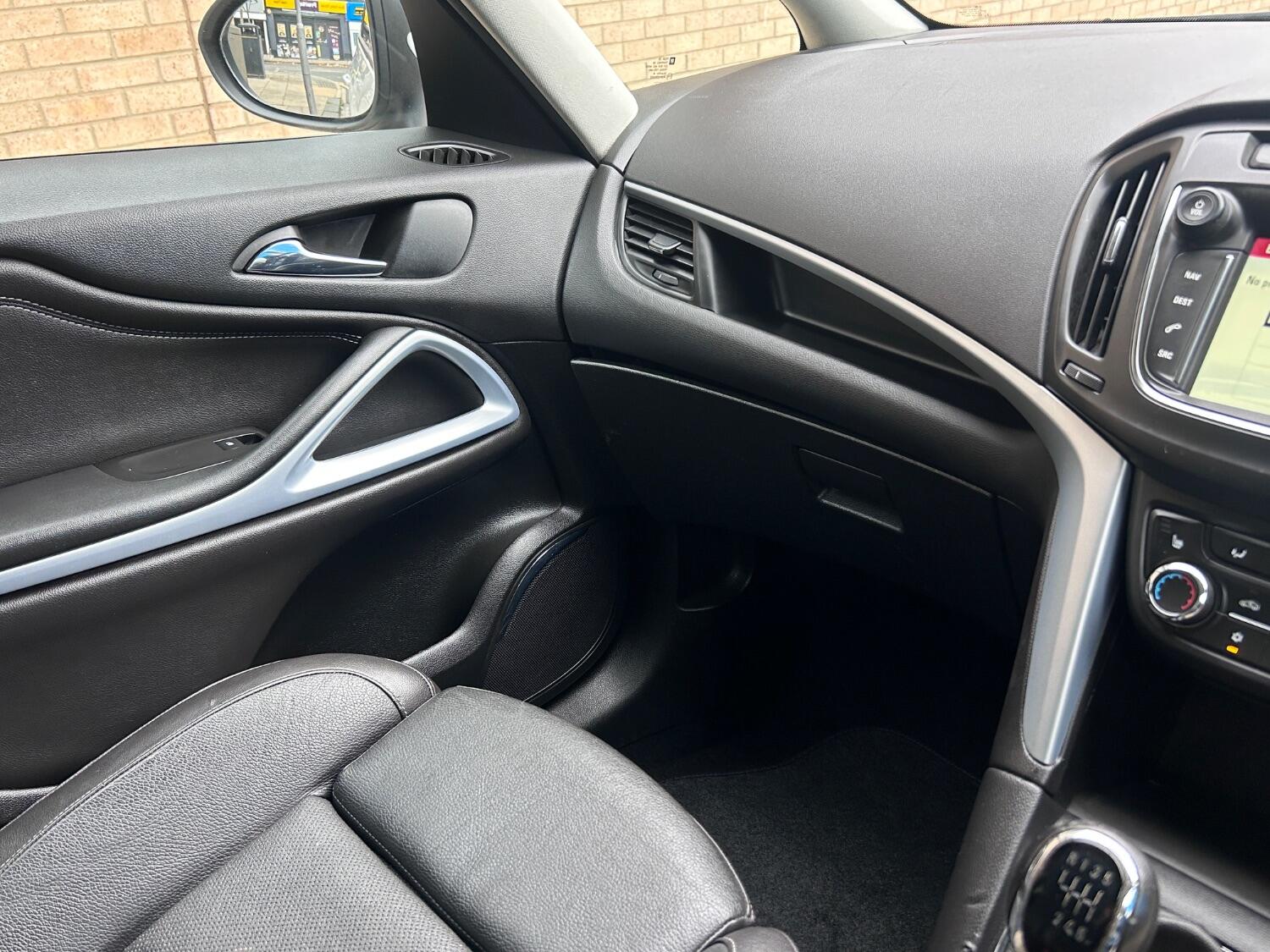 Used Vauxhall Zafira Tourer 2016 for sale - 76134051: Photo 36