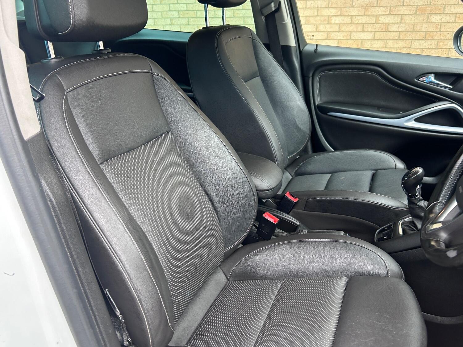 Used Vauxhall Zafira Tourer 2016 for sale - 76134051: Photo 38