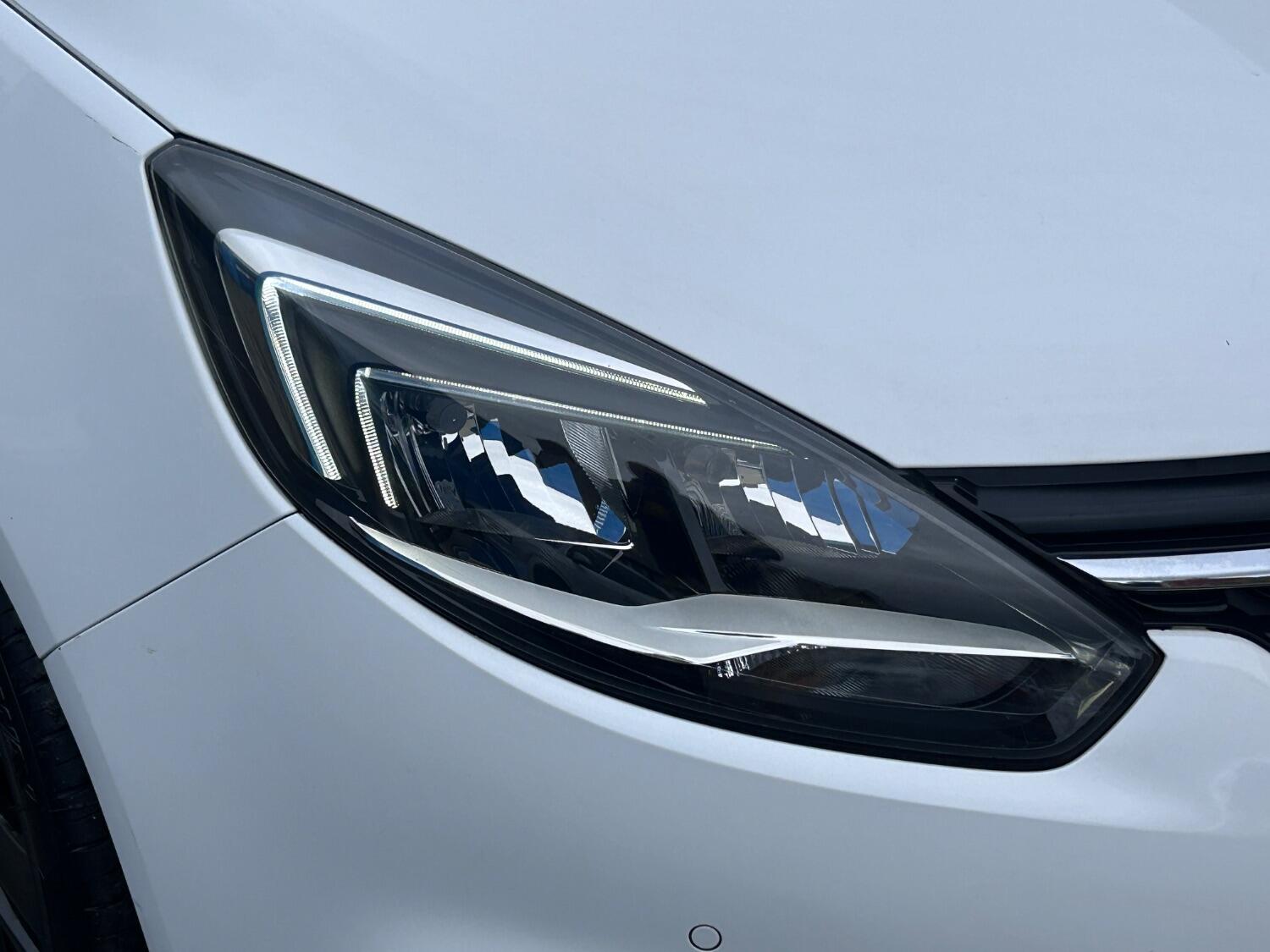 Used Vauxhall Zafira Tourer 2016 for sale - 76134051: Photo 9