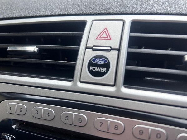 Used Ford Kuga 2009 for sale - 76134039: Photo 31