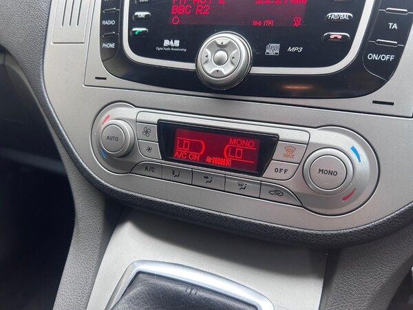 Used Ford Kuga 2009 for sale - 76134039: Photo 32