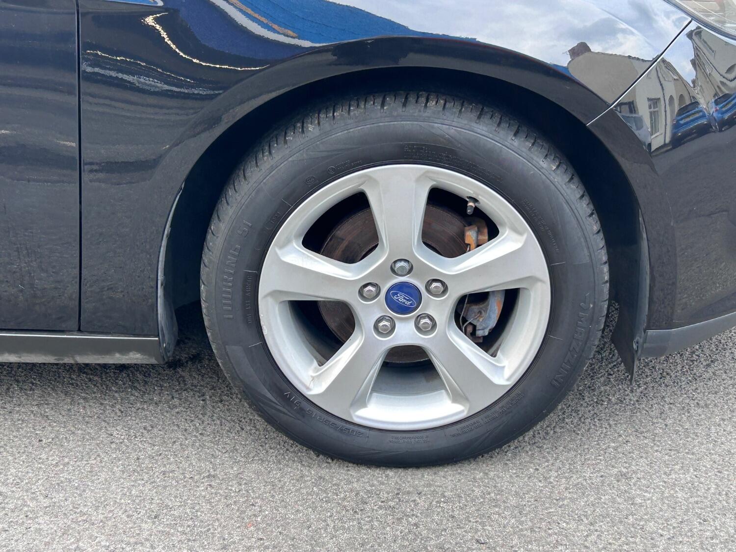 Used Ford Focus 2014 for sale - 76134048: Photo 11