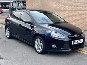 Used Ford Focus 2014 for sale - 76134048: Photo 2