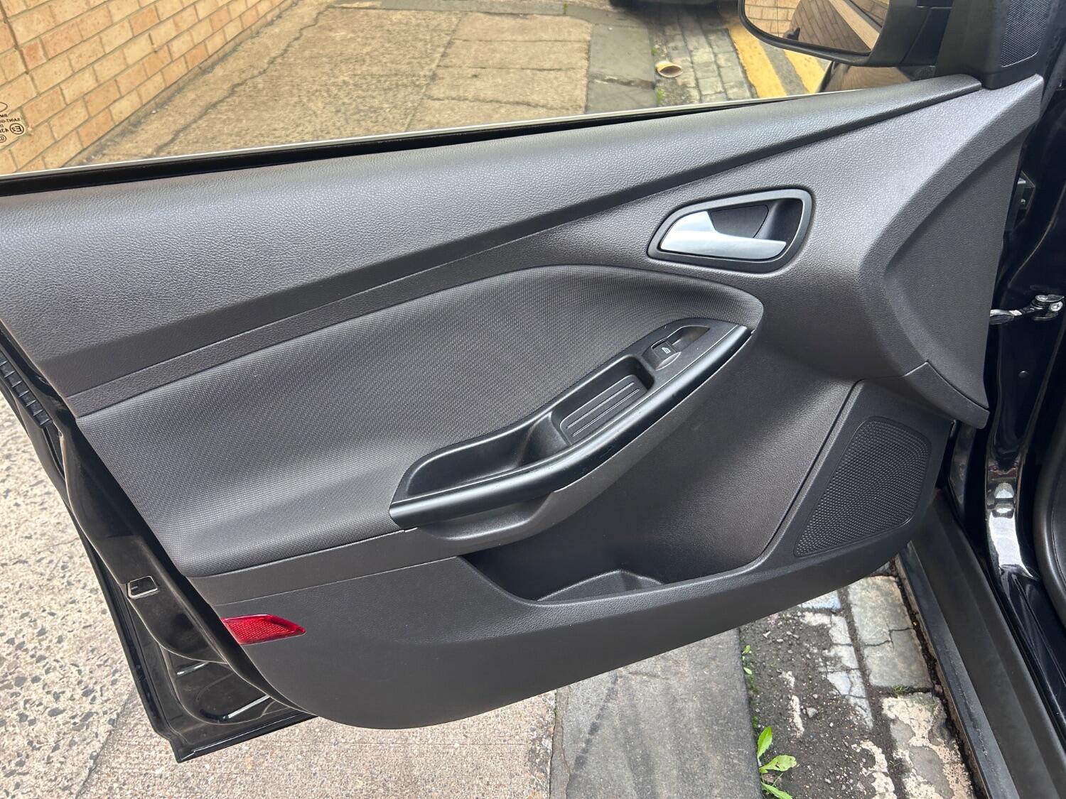 Used Ford Focus 2014 for sale - 76134048: Photo 40