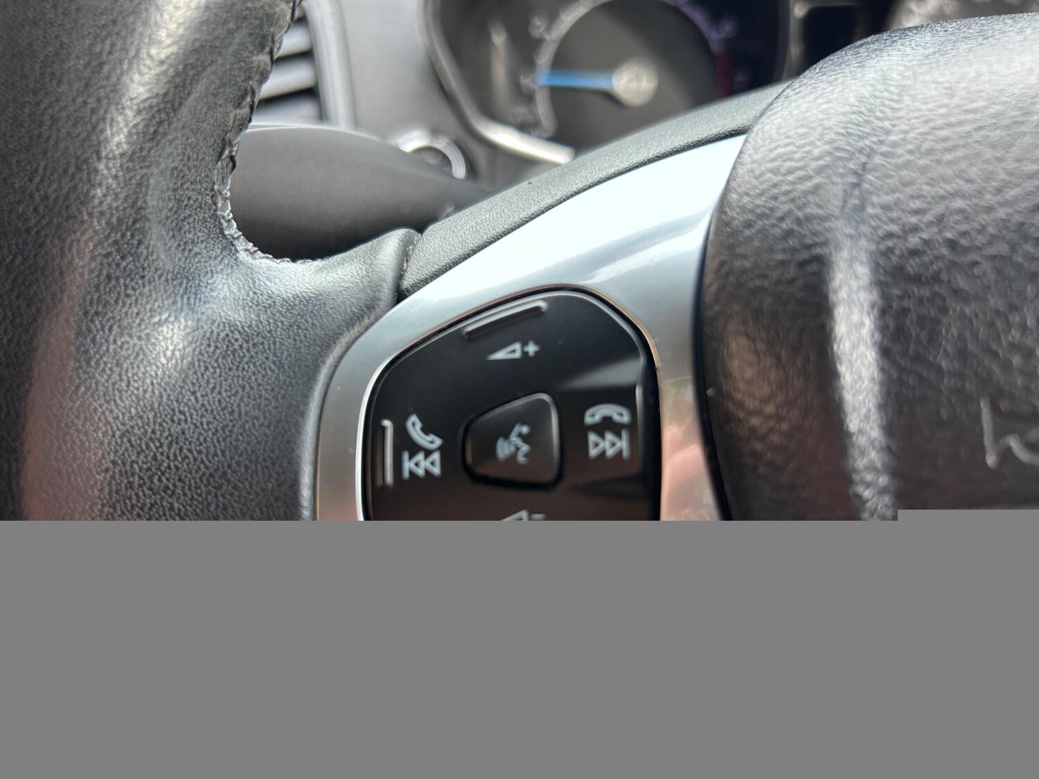 Used Ford Ecosport 2017 for sale - 76369344: Photo 25