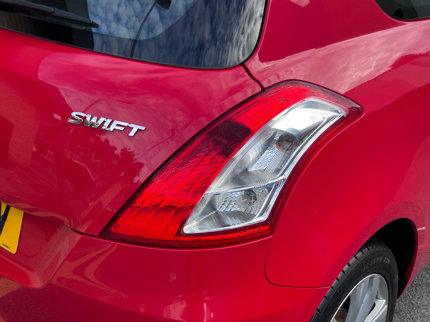 Used Suzuki Swift 2015 for sale - 76120310: Photo 15