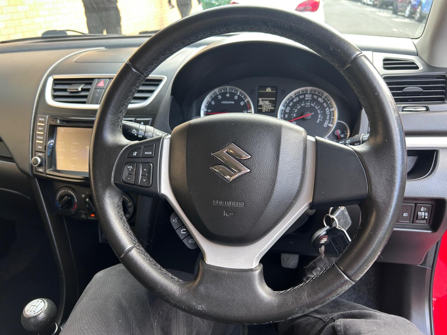 Used Suzuki Swift 2015 for sale - 76120310: Photo 21