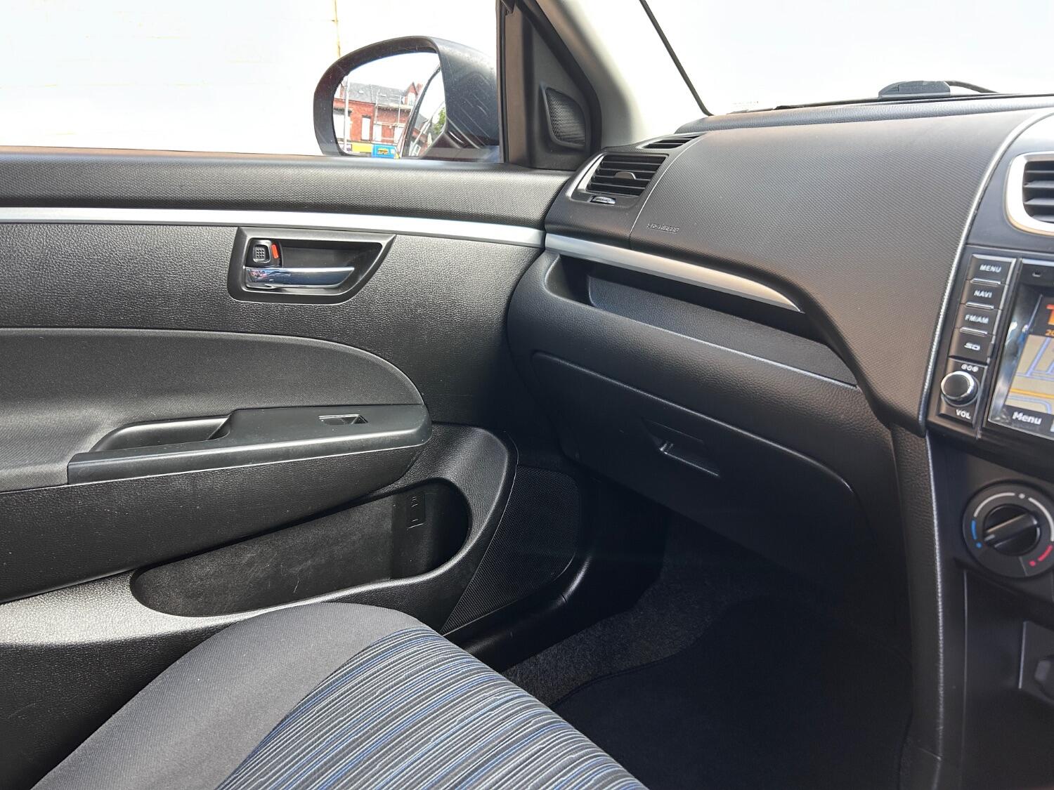 Used Suzuki Swift 2015 for sale - 76120310: Photo 28