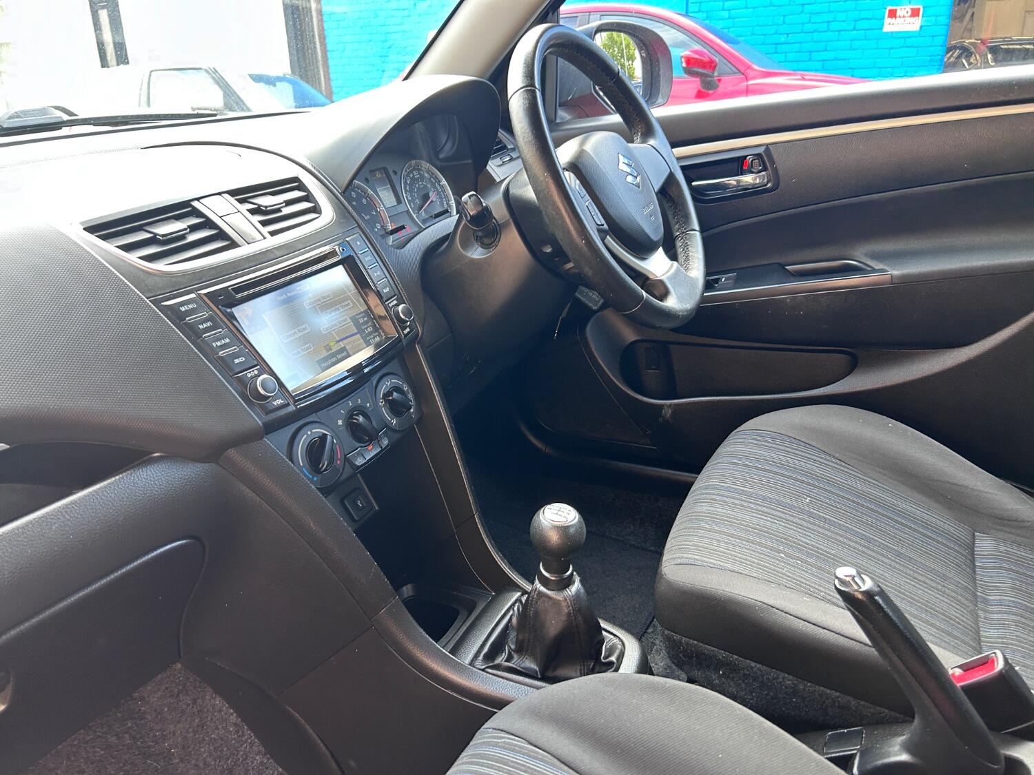 Used Suzuki Swift 2015 for sale - 76120310: Photo 33