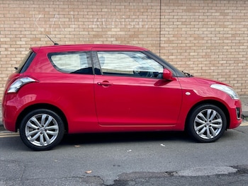Used Suzuki Swift 2015 for sale - 76120310: Photo