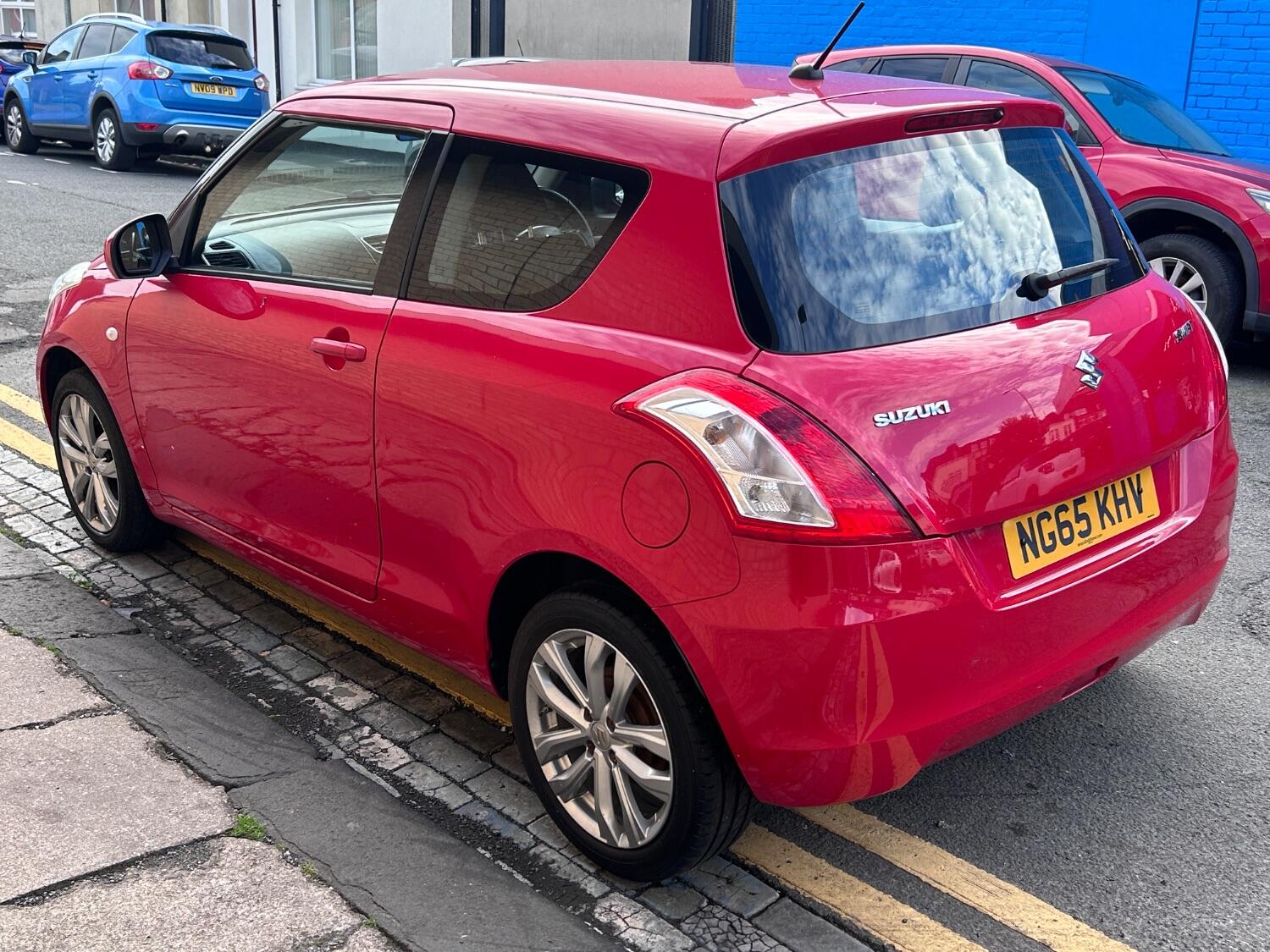 Used Suzuki Swift 2015 for sale - 76120310: Photo 6