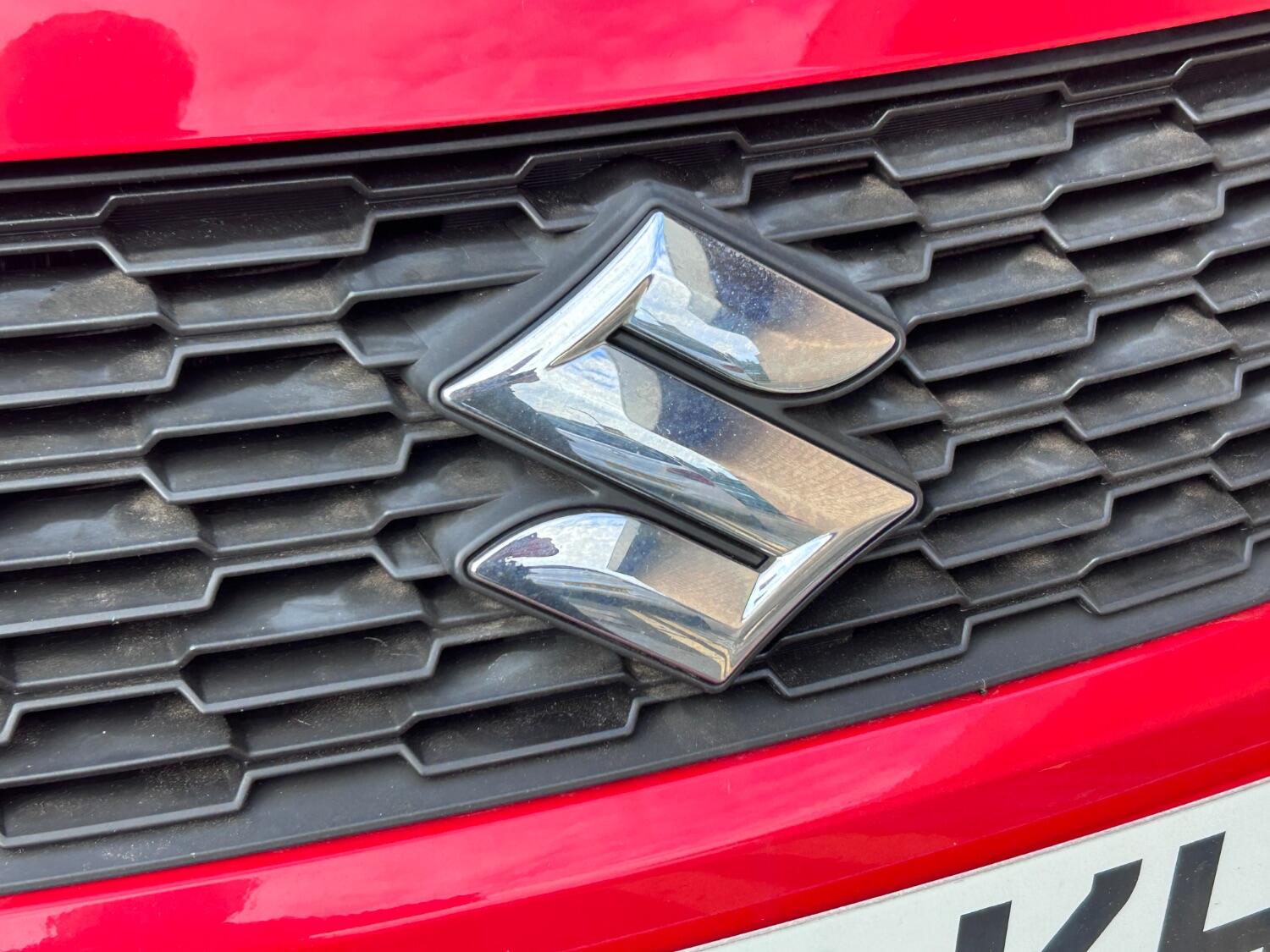 Used Suzuki Swift 2015 for sale - 76120310: Photo 9