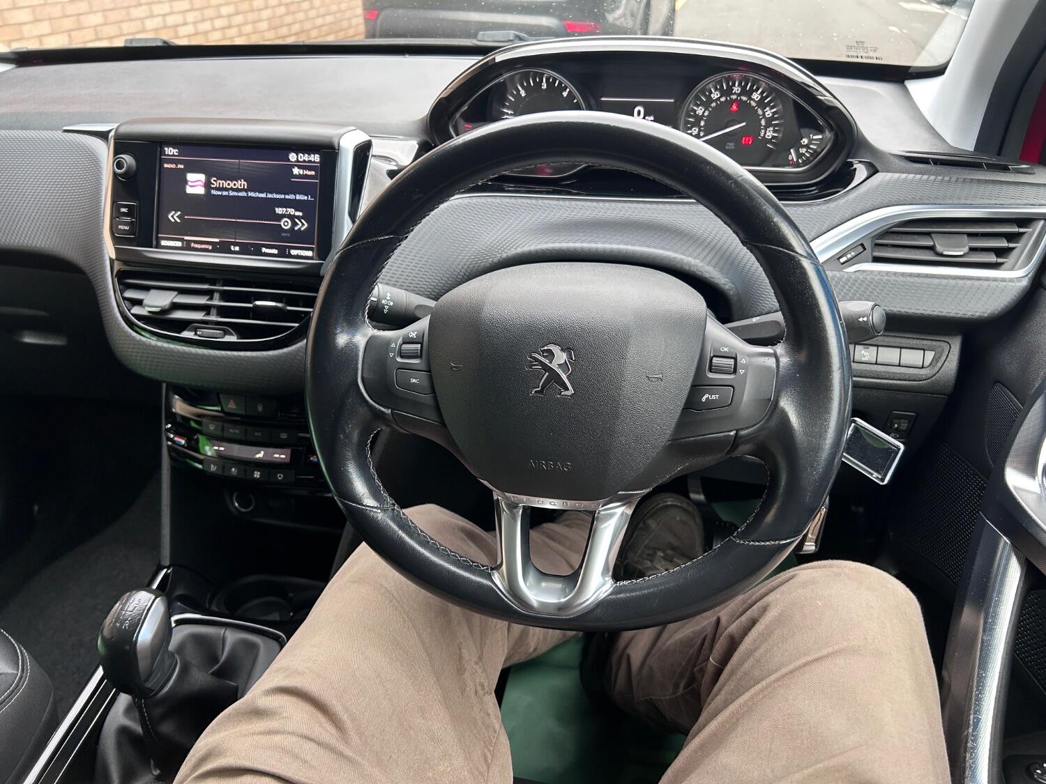 Used Peugeot 2008 2017 for sale - 76369385: Photo 25