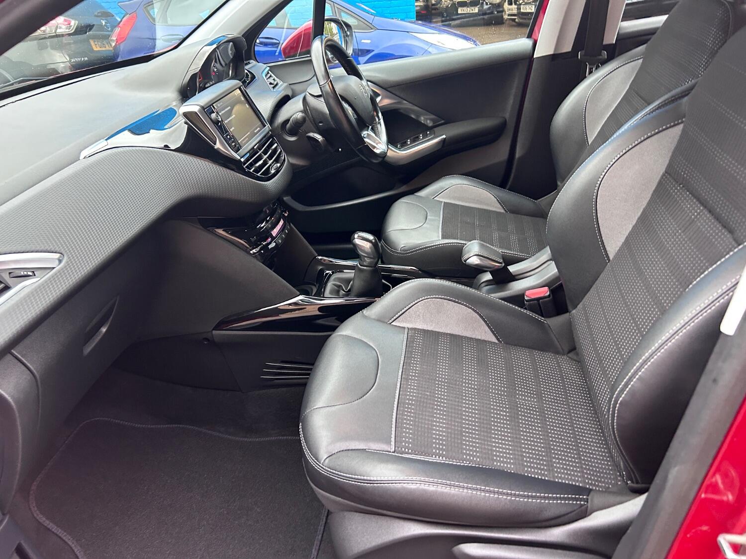 Used Peugeot 2008 2017 for sale - 76369385: Photo 43
