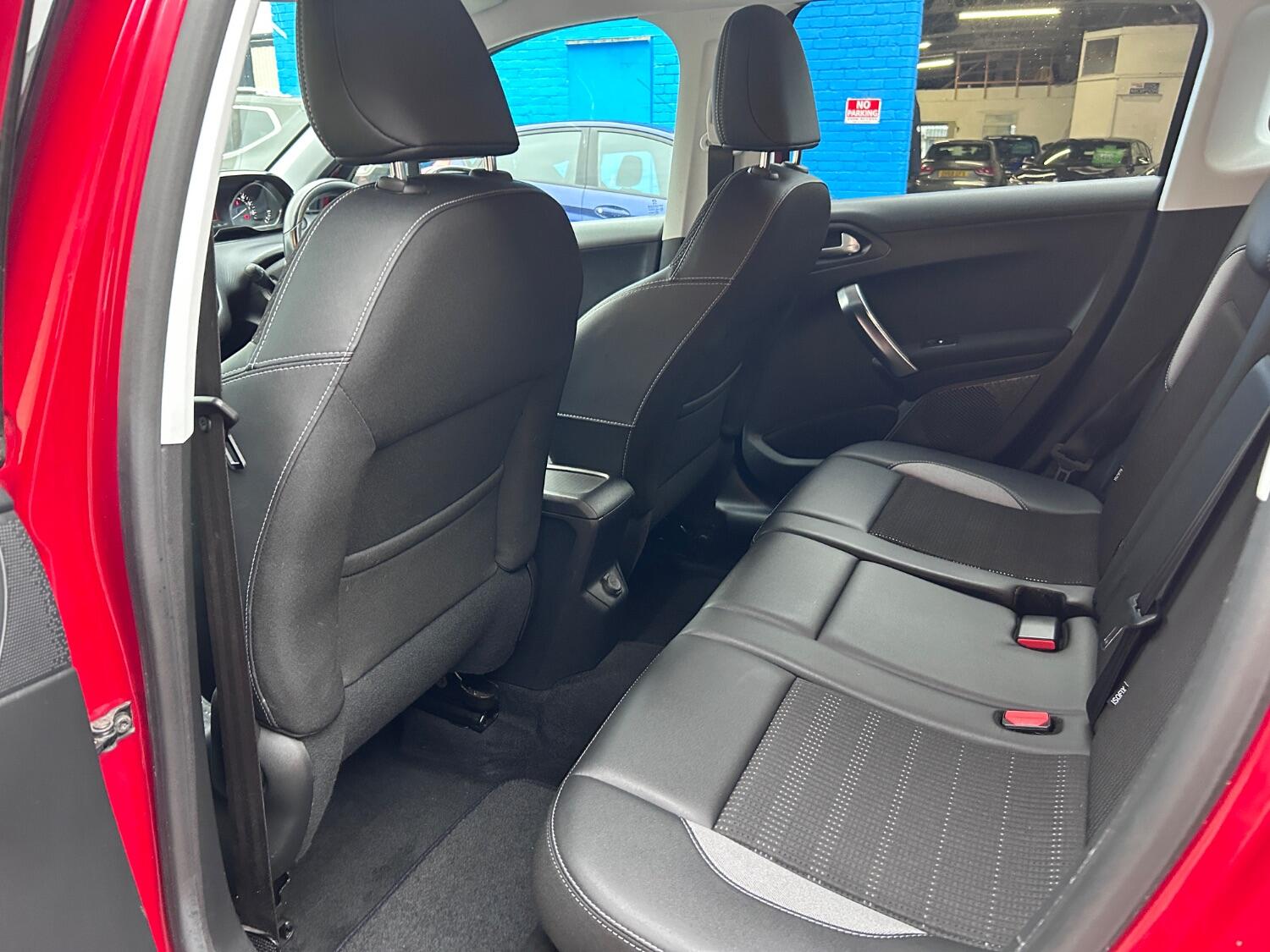 Used Peugeot 2008 2017 for sale - 76369385: Photo 46