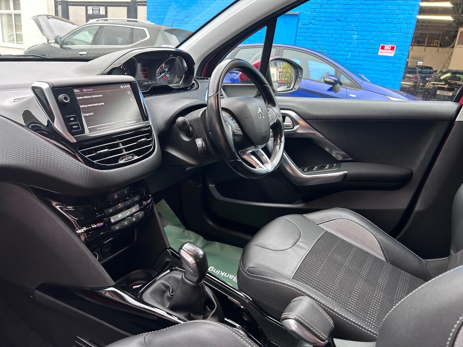Used Peugeot 2008 2017 for sale - 76369385: Photo 48