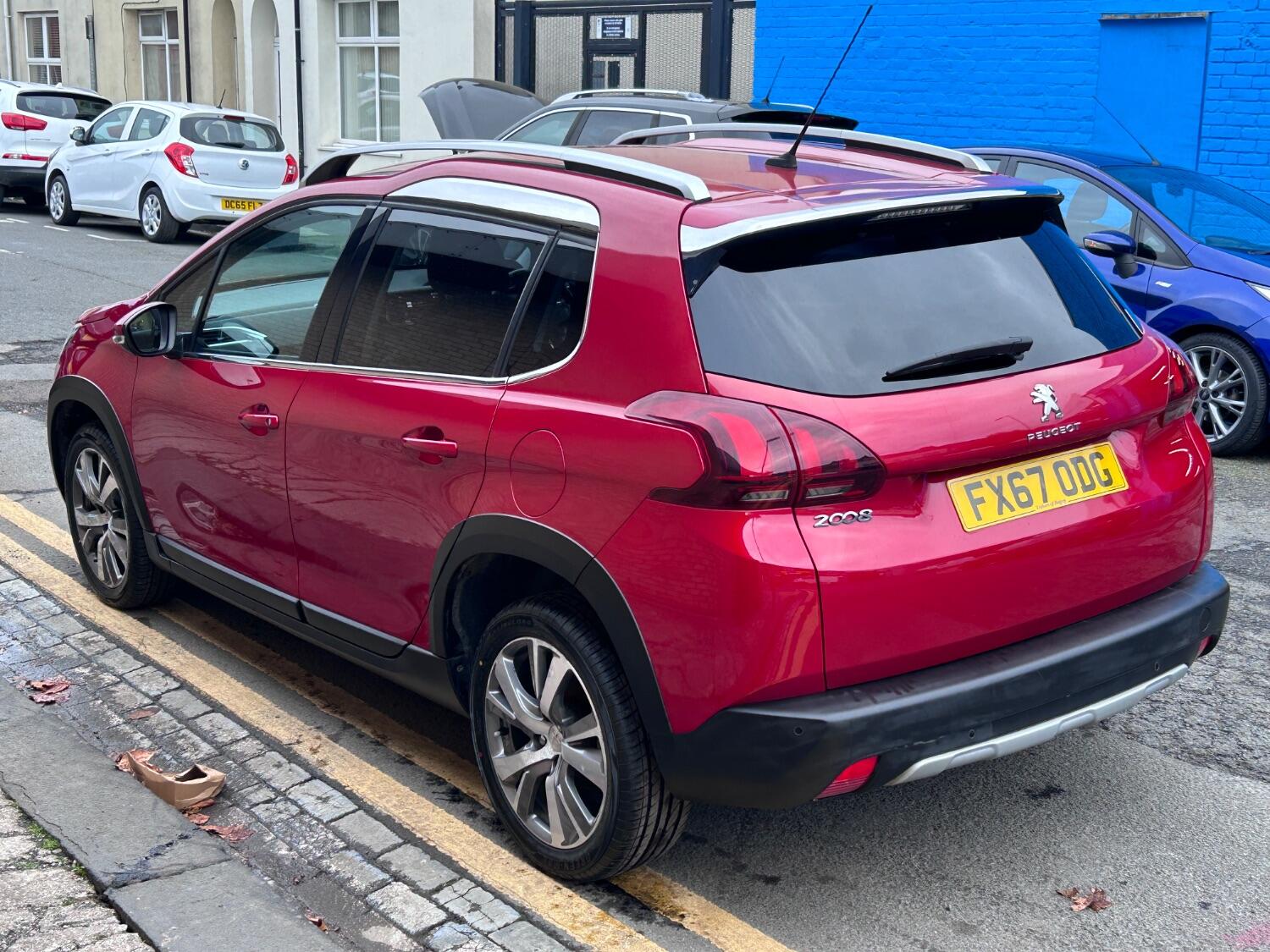 Used Peugeot 2008 2017 for sale - 76369385: Photo 6