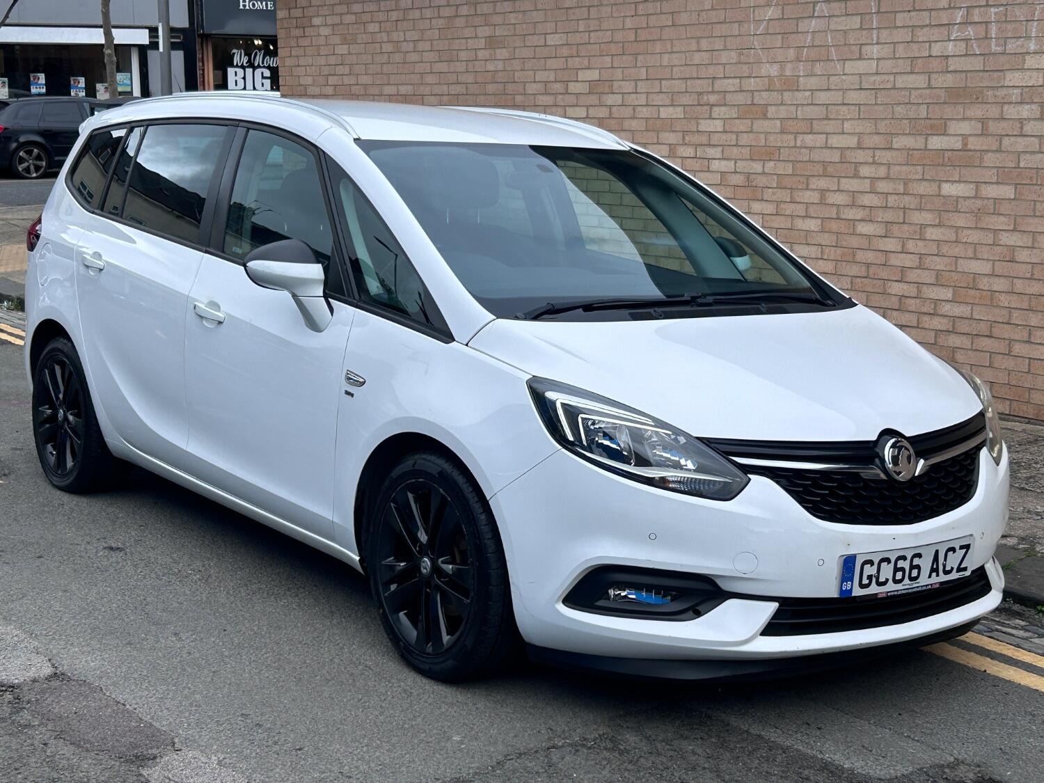 Used Vauxhall Zafira Tourer 2016 for sale - 76769399: Photo 2