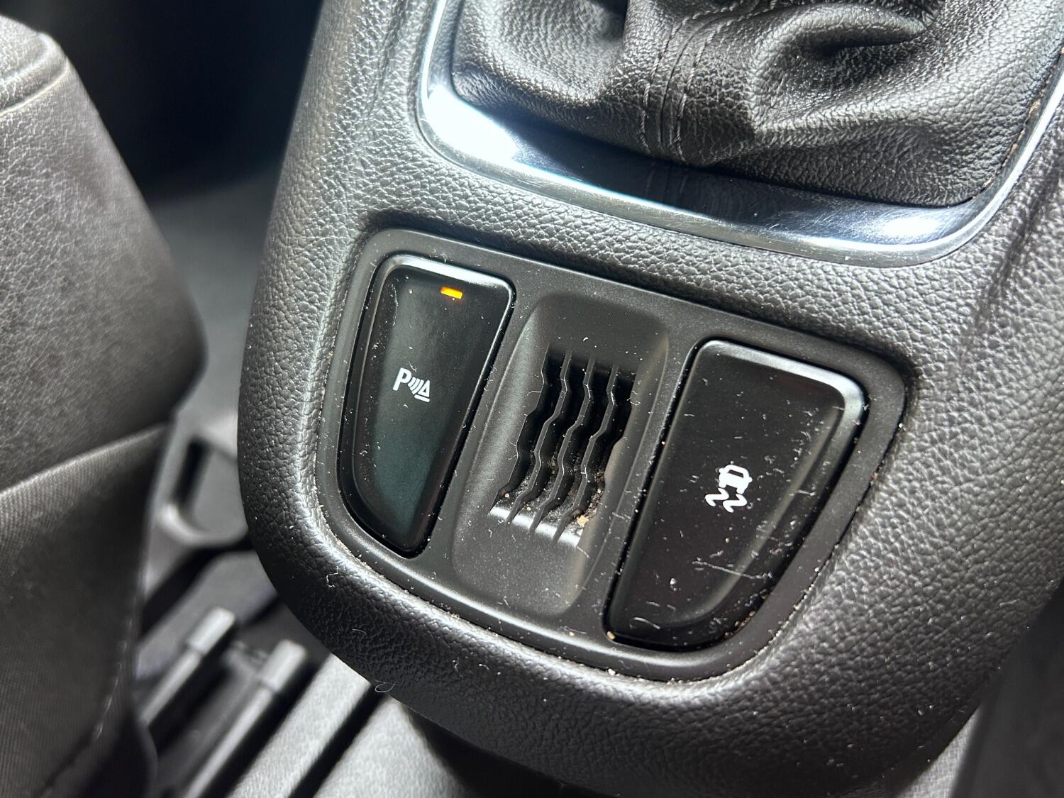 Used Vauxhall Zafira Tourer 2016 for sale - 76769399: Photo 32