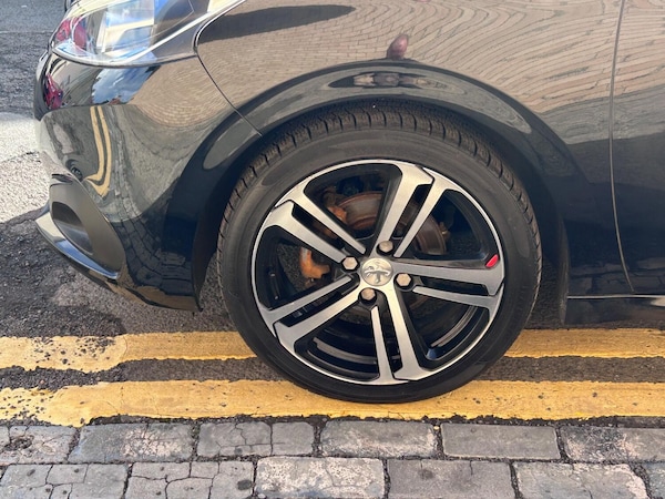 Used Peugeot 208 2017 for sale - 76198169: Photo 18