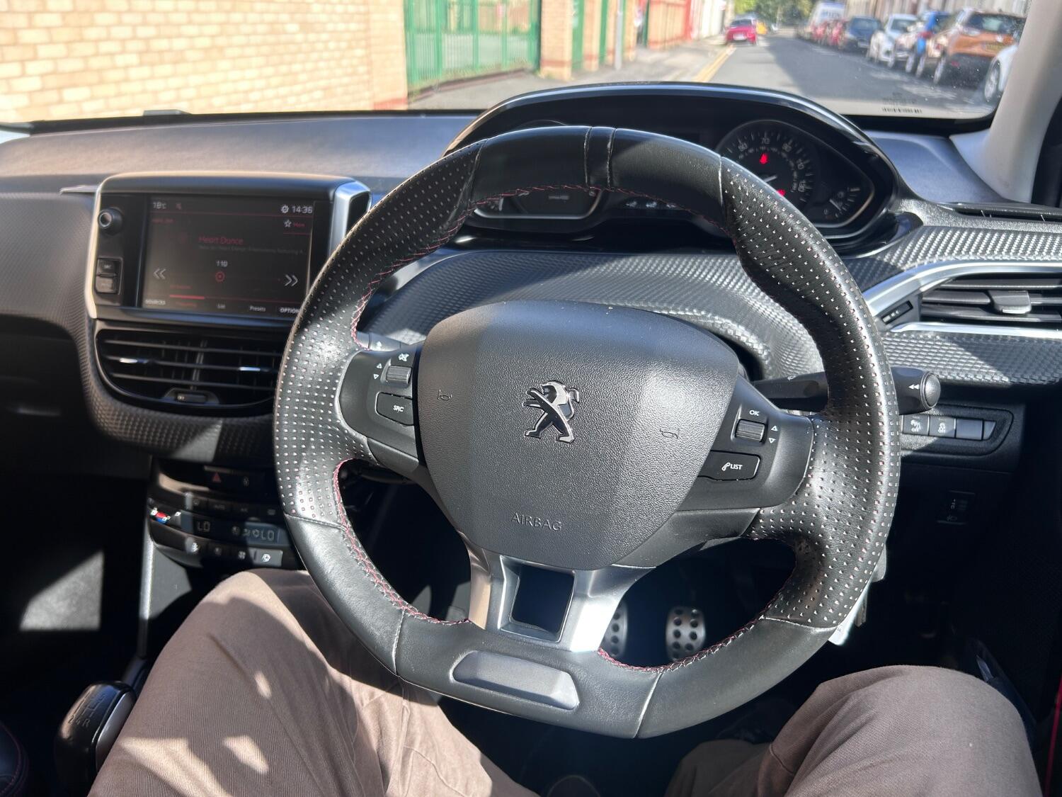 Used Peugeot 208 2017 for sale - 76198169: Photo 23