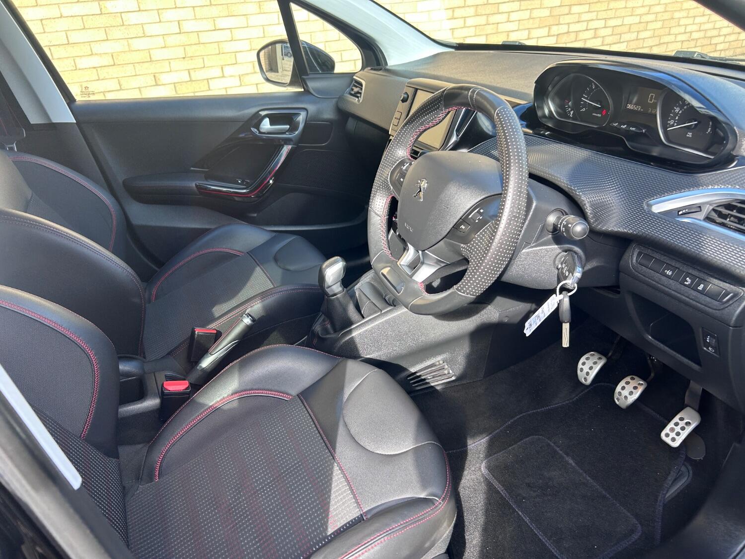 Used Peugeot 208 2017 for sale - 76198169: Photo 29