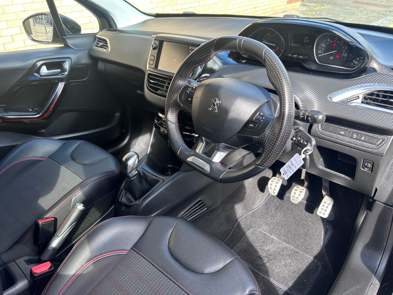 Used Peugeot 208 2017 for sale - 76198169: Photo 30