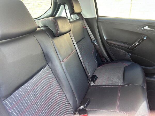 Used Peugeot 208 2017 for sale - 76198169: Photo 33