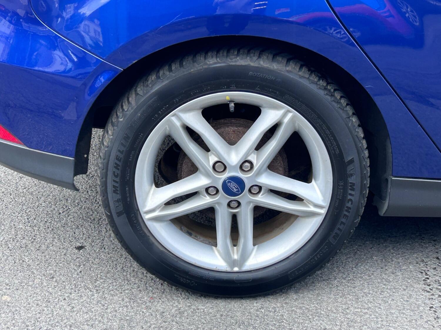 Used Ford Focus 2017 for sale - 76149215: Photo 13