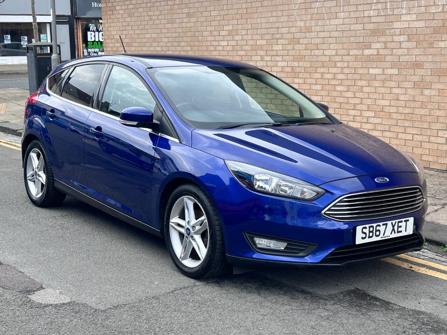 Used Ford Focus 2017 for sale - 76149215: Photo 2