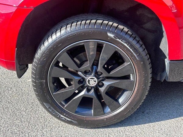 Used Skoda Yeti 2015 for sale - 76040940: Photo 16